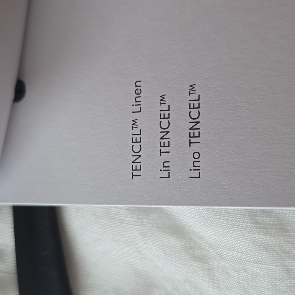 West Elm Signature TENCELtm Linen Sheet Set, King ,White, Retail Price $299.00US - Picture 12 of 16